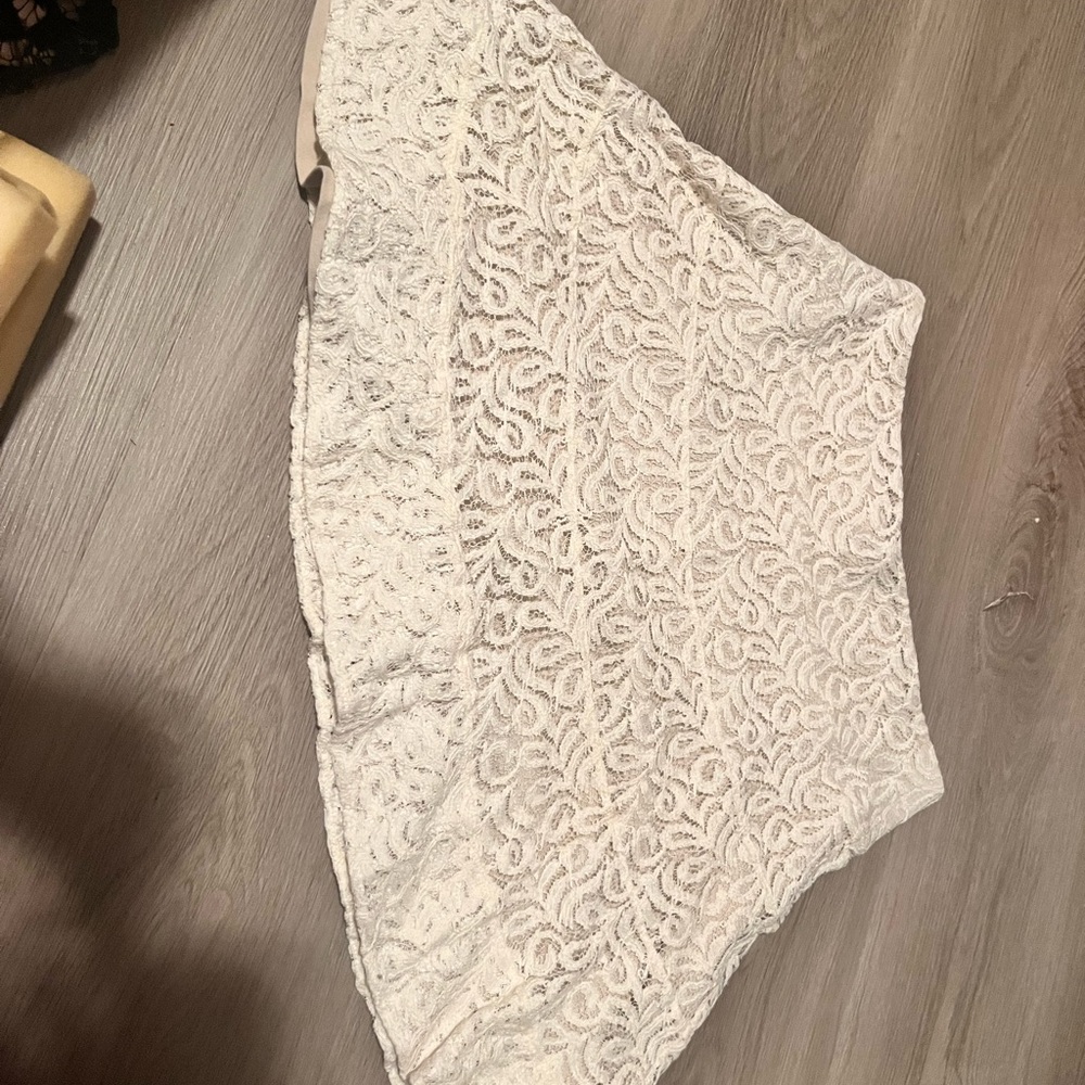 Floral Pattern White Skirt